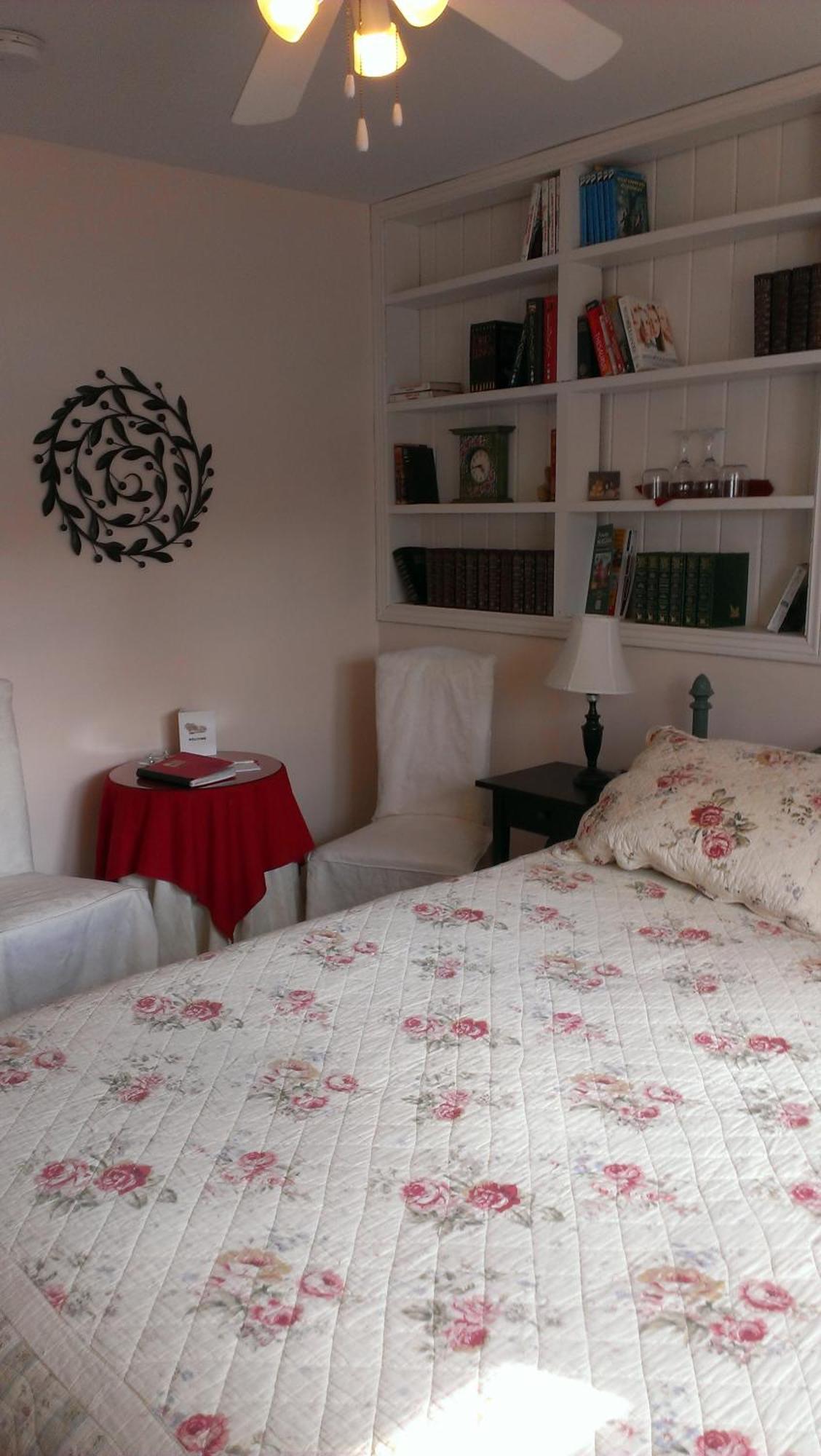 A Li'L Bit Of Eden Bed & Breakfast Niagara-on-the-Lake ห้อง รูปภาพ